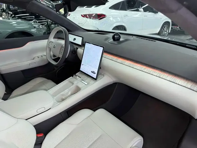 NIO NIO ET7 2022 75kWh — Фото автомобиля 18