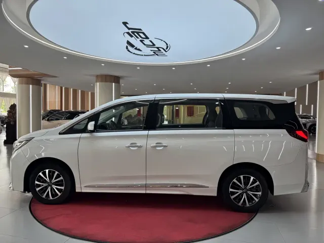 GAC Trumpchi M8 — Фото автомобиля 8