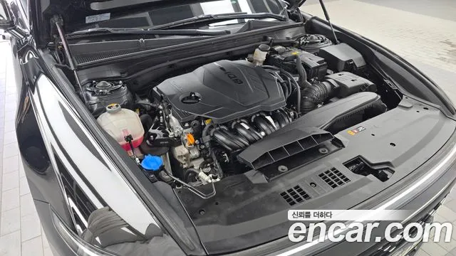 Hyundai Grandeur Grandeur (GN7) 2.5 Бензин 2WD — Фото автомобиля 6