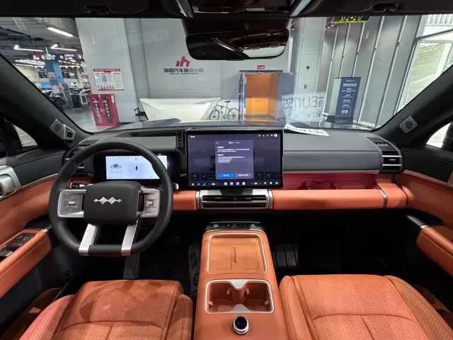 BYD FangChengBao Titanium 7 — Фото автомобиля 12