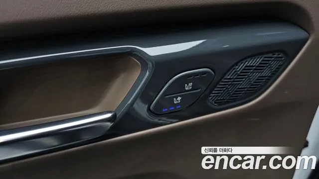 Kia EV9 — Фото автомобиля 28