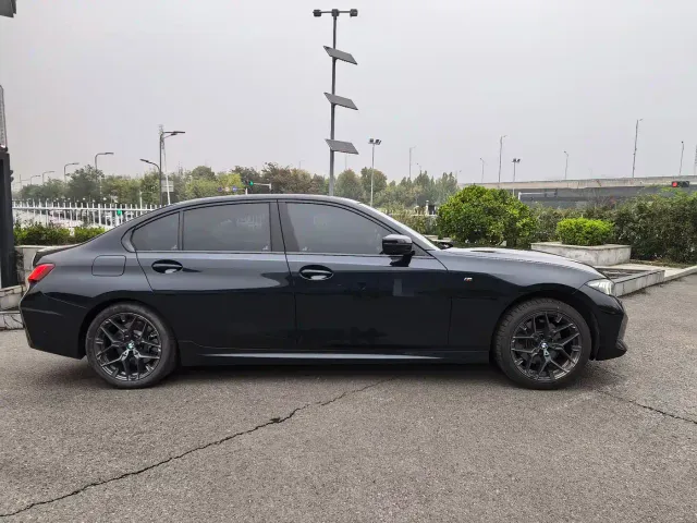 BMW 3 Series — Фото автомобиля 5