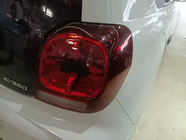 Roewe Clever — Фото автомобиля 7