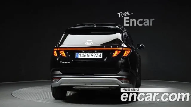 Hyundai Tucson Новый Tucson (NX4) Бензин 1.6 турбо 2WD — Фото автомобиля 3