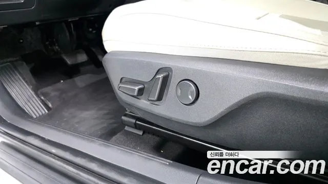 Kia Niro The All New Niro Prestige — Фото автомобиля 30