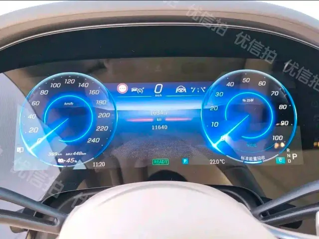Mercedes-Benz EQS SUV — Фото автомобиля 9