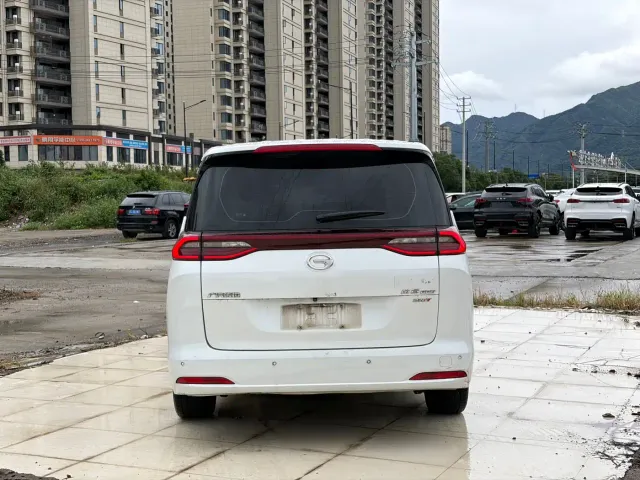 GAC Trumpchi M6 — Фото автомобиля 8