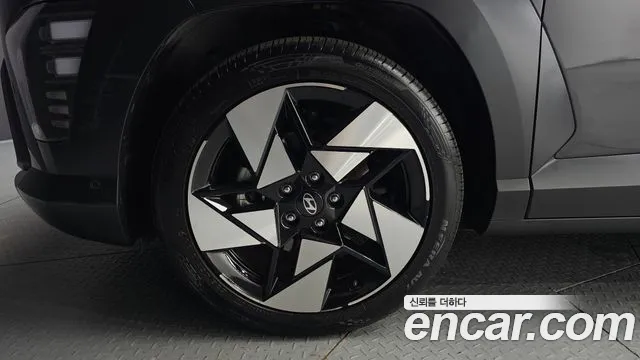Hyundai Kona Kona (SX2) Бензин 1.6 Turbo 4WD — Фото автомобиля 5