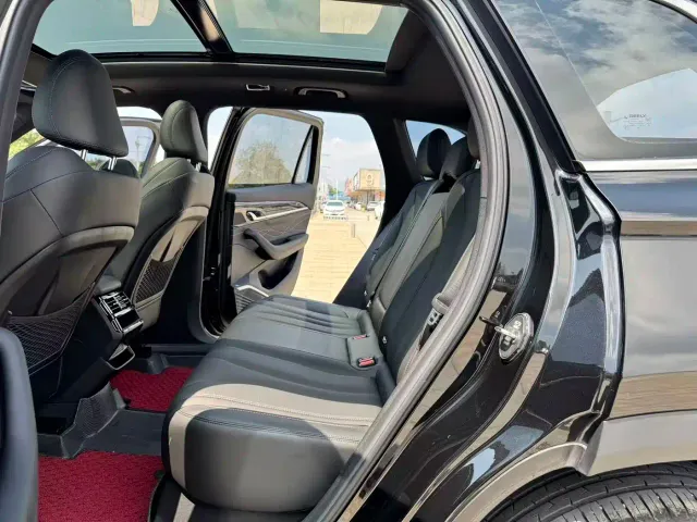 Geely Xingyue L — Фото автомобиля 16