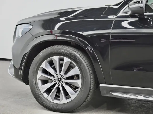 Mercedes-Benz GLE-Class — Фото автомобиля 20