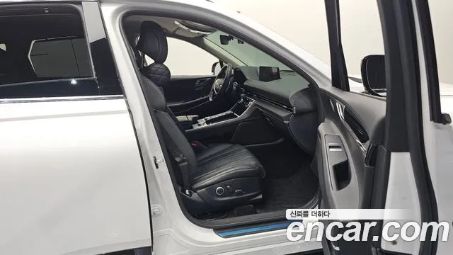 Genesis GV80 — Фото автомобиля 16