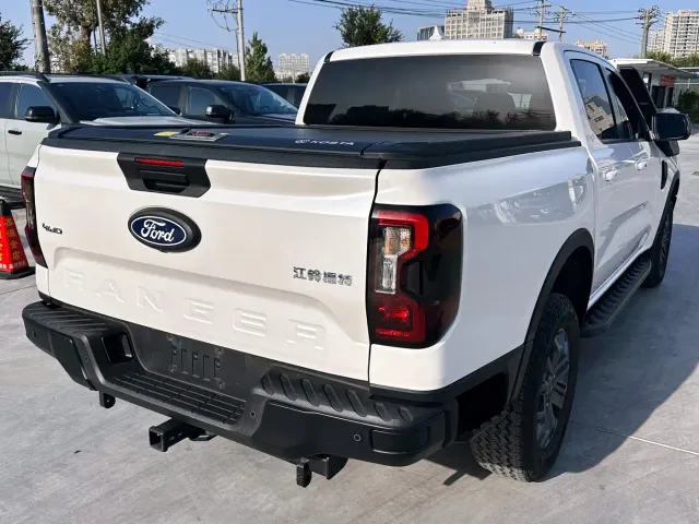 Ford Ranger — Фото автомобиля 6