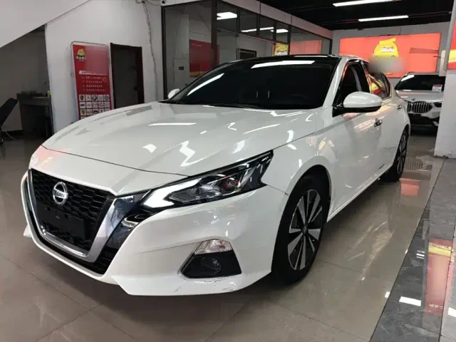 Фотография автомобиля — Nissan Teana