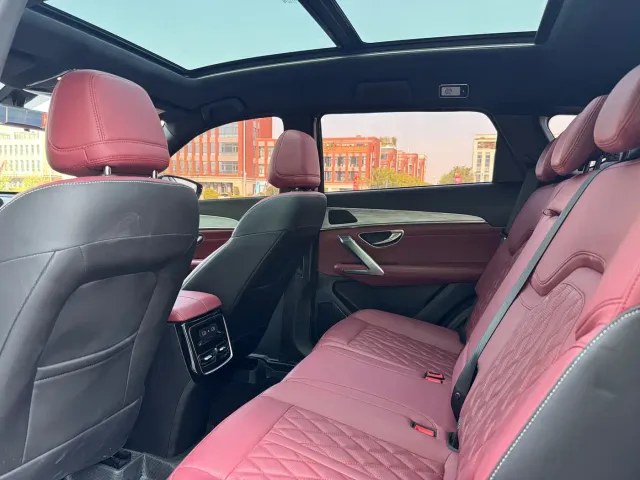 Jetour X70 Plus — Фото автомобиля 8