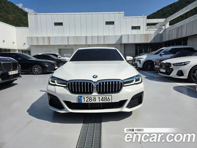 BMW 5 Series G30 — Фото автомобиля 2