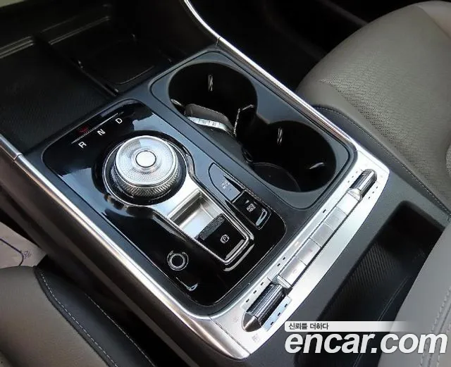 Kia Canival Новый Carnival 4 поколение Дизель 9 мест Signature — Фото автомобиля 18