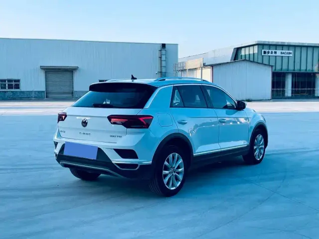 Volkswagen T-Roc — Фото автомобиля 5