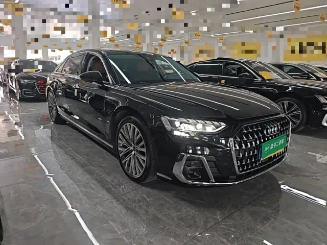 Audi A8 — Фото автомобиля 3