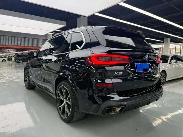 BMW X5 — Фото автомобиля 29