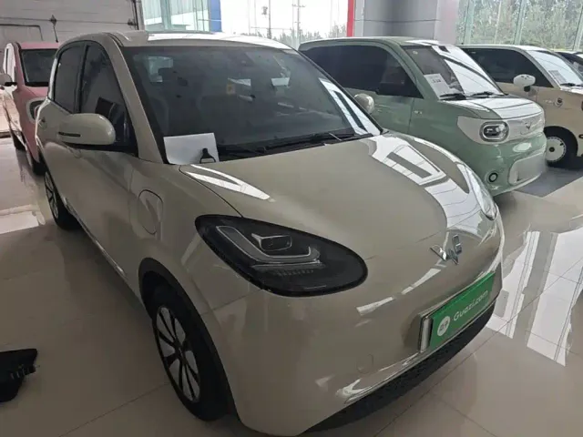 Wuling Bingo — Фото автомобиля 3