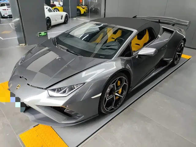 Lamborghini Huracan — Фото автомобиля 3