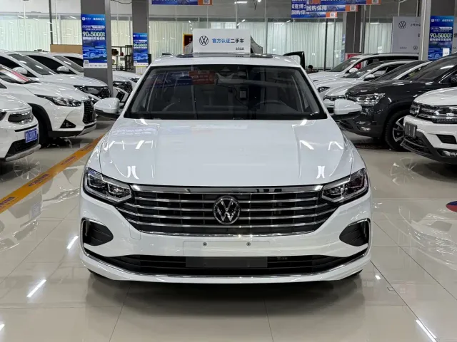 Volkswagen Lavida — Фото автомобиля 2