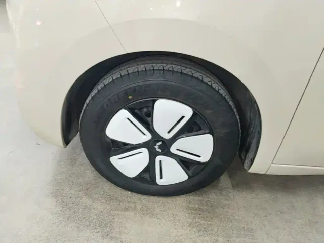 Wuling Hongguang Mini EV — Фото автомобиля 22