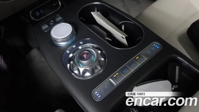 Genesis GV60 — Фото автомобиля 8