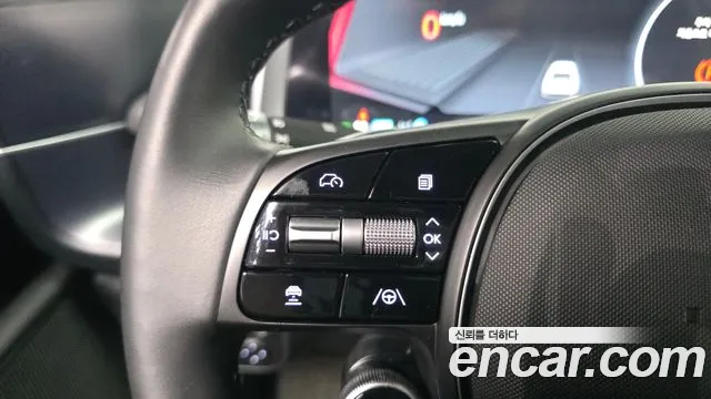 Hyundai Ioniq 6 — Фото автомобиля 24