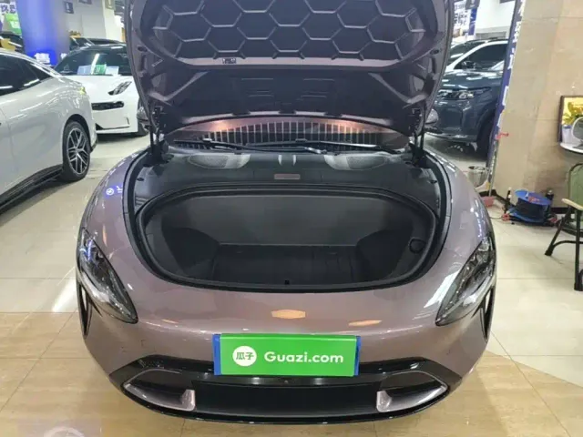 Xiaomi SU7 — Фото автомобиля 19
