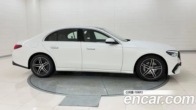 Mercedes-Benz E-Class W214 — Фото автомобиля 7