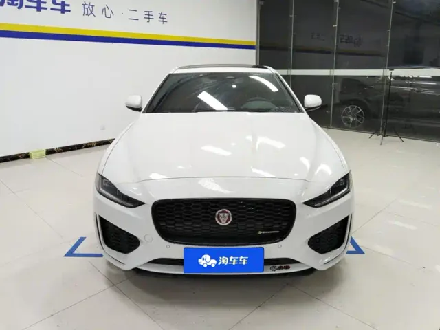 Jaguar XEL — Фото автомобиля 2