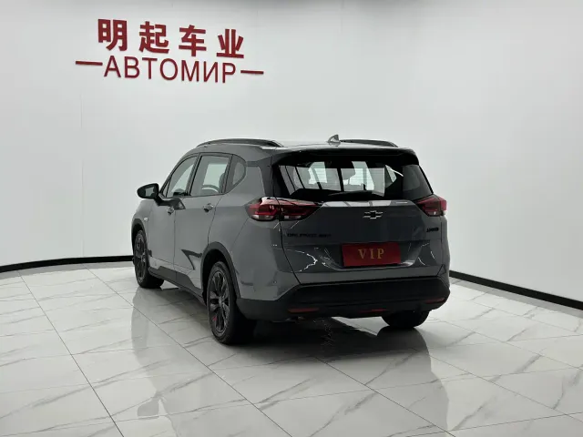 Chevrolet Orlando — Фото автомобиля 8