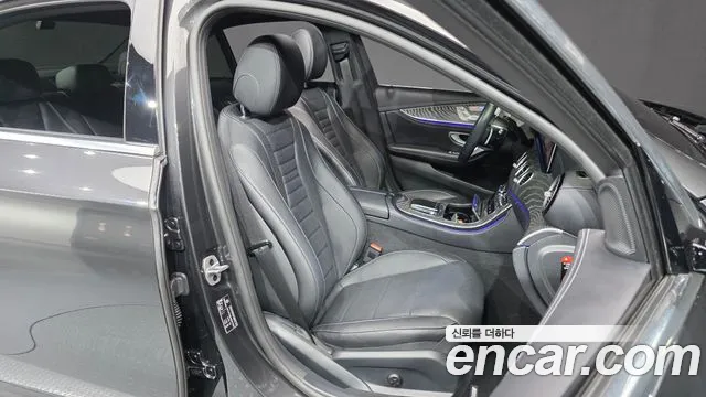 Mercedes-Benz E-Class W213 — Фото автомобиля 17
