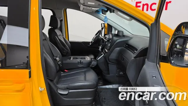Hyundai Staria — Фото автомобиля 16