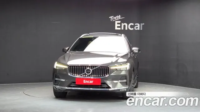 Volvo XC60 2nd Gen — Фото автомобиля 3