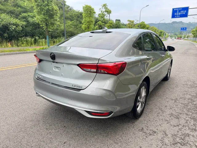 Buick Verano — Фото автомобиля 8