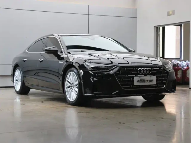 Audi A7L — Фото автомобиля 30