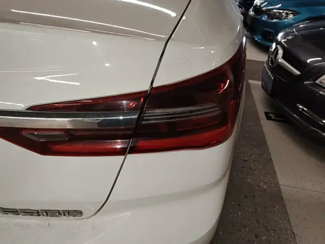 Ford Escort — Фото автомобиля 7