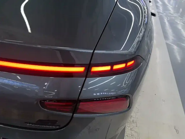 Xpeng P7 — Фото автомобиля 7