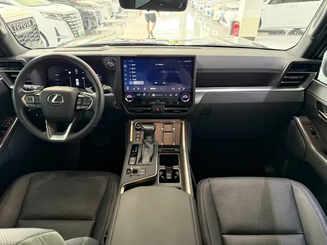 Lexus GX — Фото автомобиля 13