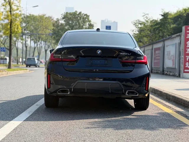 BMW 3 Series — Фото автомобиля 5