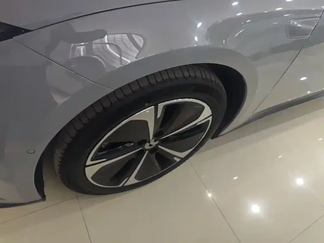 Nio ET5 Touring — Фото автомобиля 22