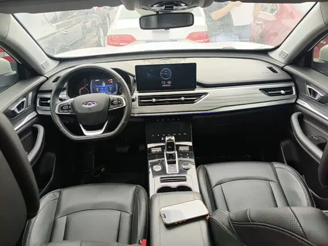 Chery Tiggo 8 — Фото автомобиля 9