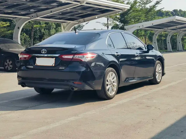 Toyota Camry — Фото автомобиля 8