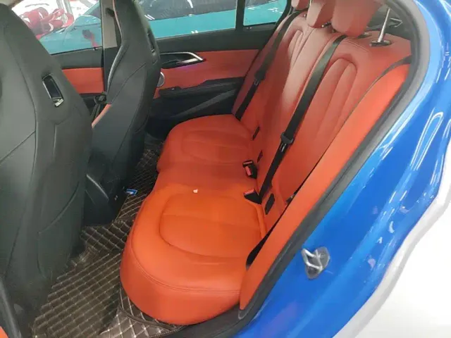 BMW 1 Series — Фото автомобиля 16