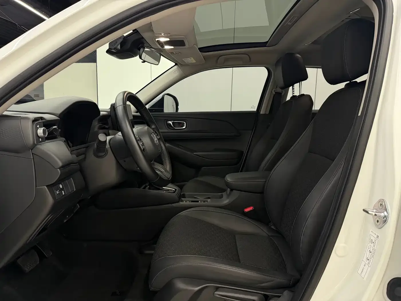 Honda Honda XR-V 2023 Facelift 1.5L CVT Fever Edition — Фото автомобиля 7