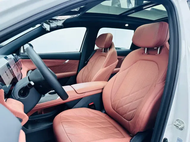 Changan CS75 Plus — Фото автомобиля 10