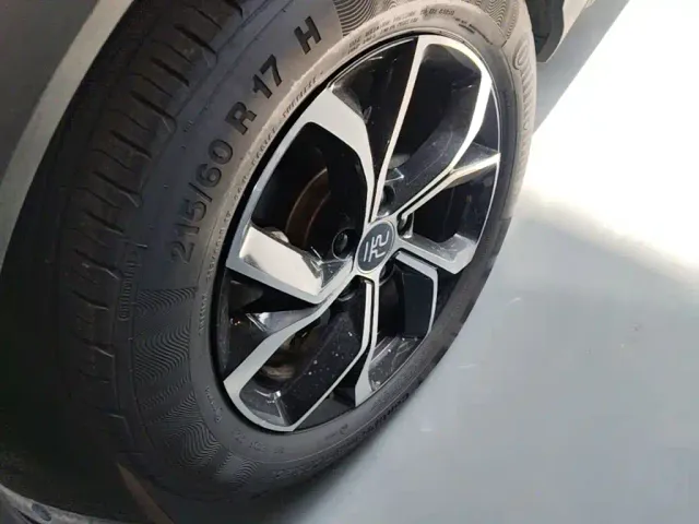 BYD Yuan PLUS — Фото автомобиля 22
