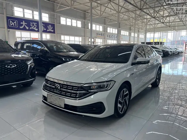 Фотография автомобиля — Volkswagen Sagitar